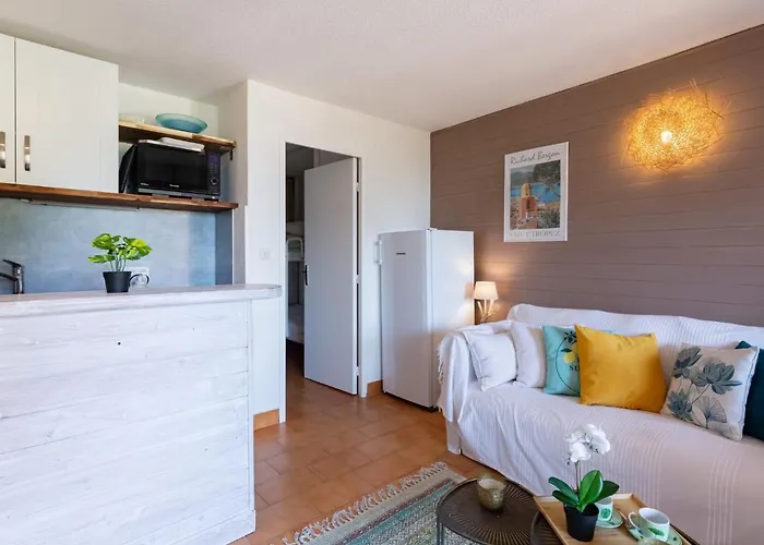 Les Coteaux De La Nartelle-26 By Interhome